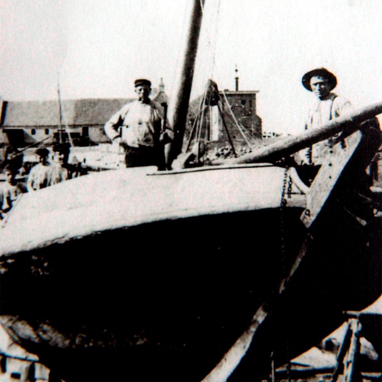 The heritage of Balk Shipyard, true specialist in superyacht surveys, refits and rebuilds.