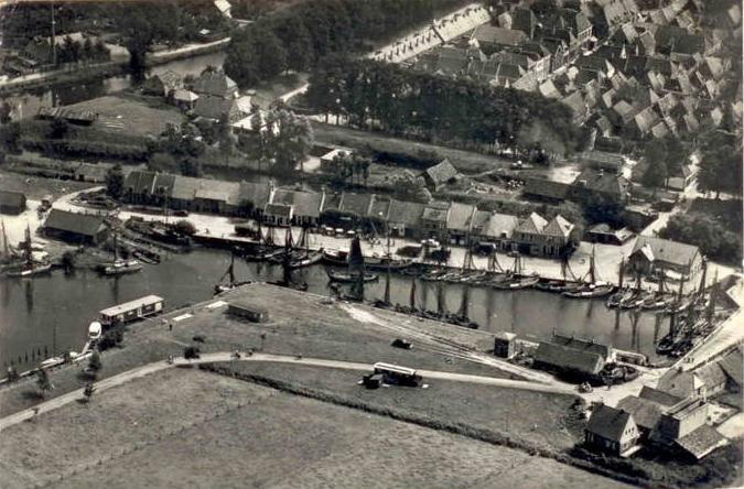 The recession of the late 1800’s took its toll and Hartger was forced to sell the yard. Another shipyard bought the premises, before finally selling it back to Hartger’s younger brother Cornelis Balk.